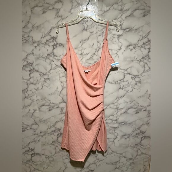 O’Neill Dress - Picture 1 of 6